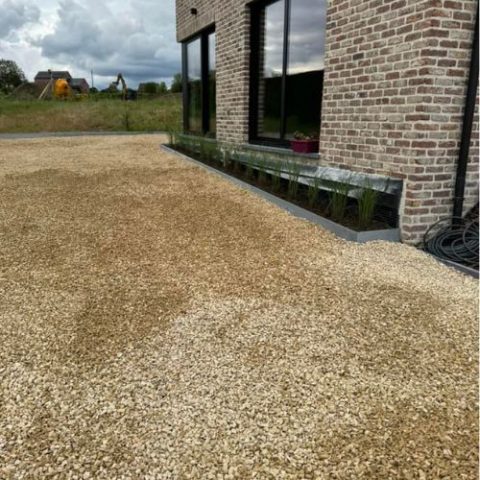 Empierrement d'allées à Liège par Tanghe Espace Vert